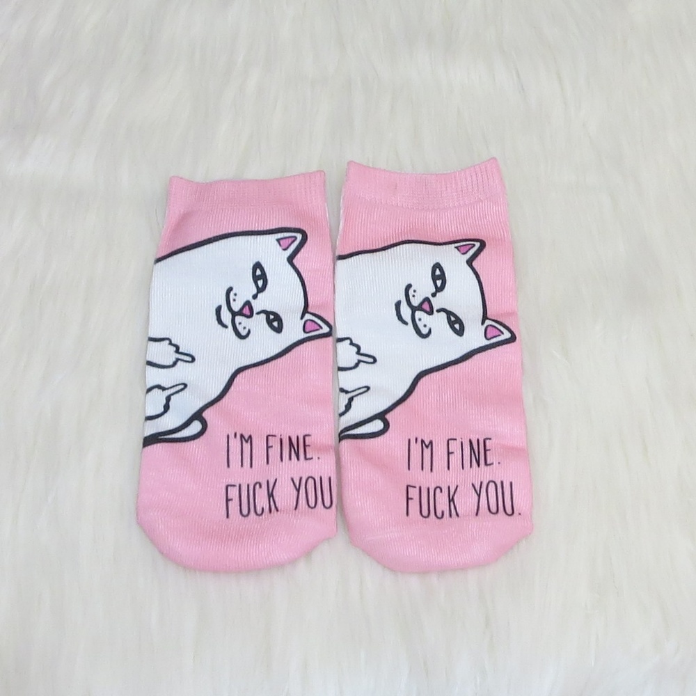 New! Cute Cat Socks--HURRY WONT LAST!! - Picture 2 of 3